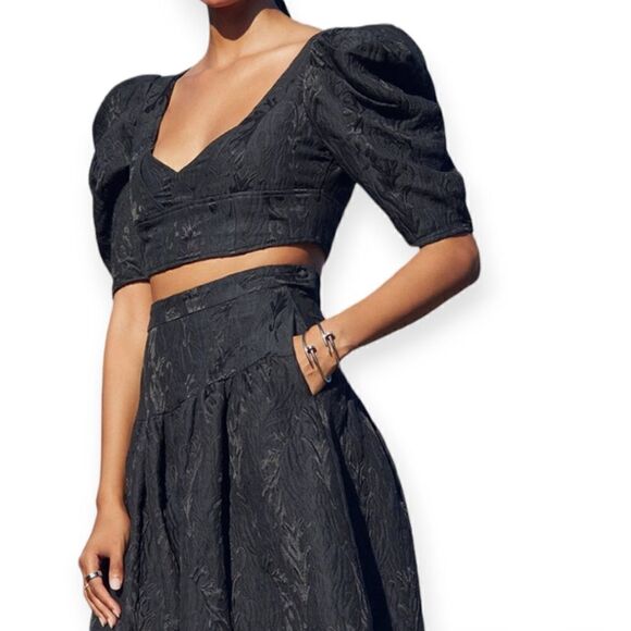 Who What Wear Div cropped puff sleeve top, medium - Picture 3 of 11